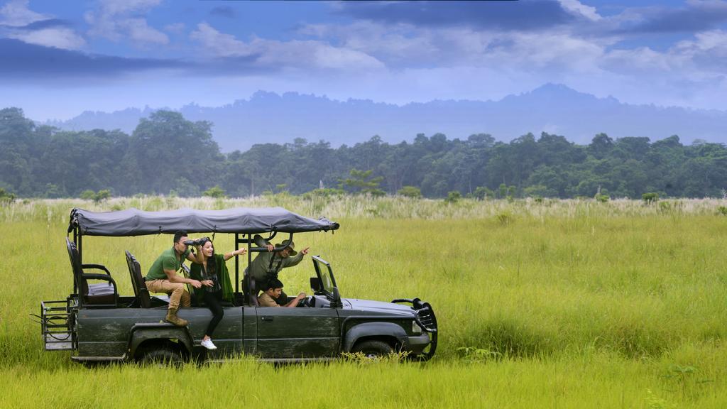 Barahi Jungle Lodge Meghauli Exterior photo