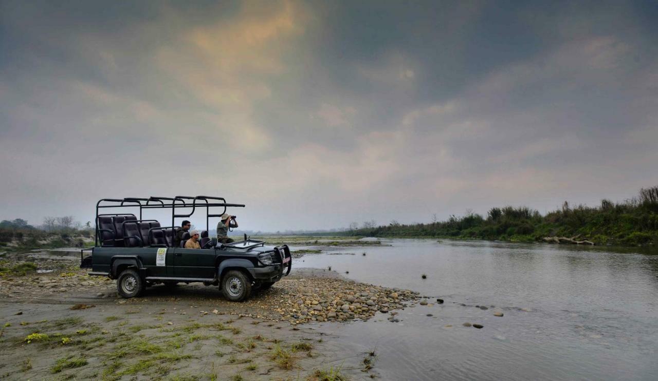Barahi Jungle Lodge Meghauli Exterior photo